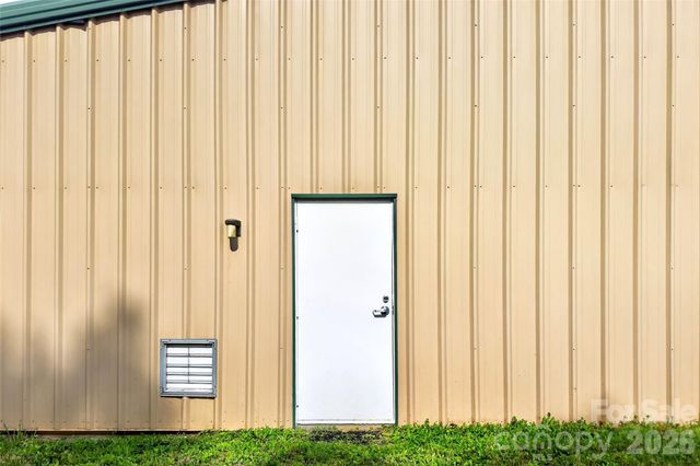 533 Catawba River Road, Old Fort, NC 28762