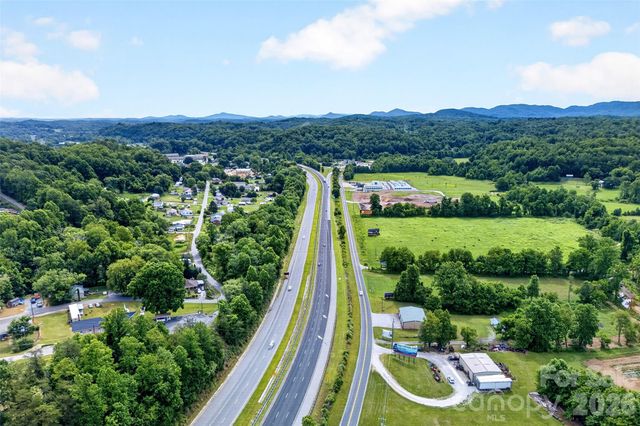 533 Catawba River Road, Old Fort, NC 28762