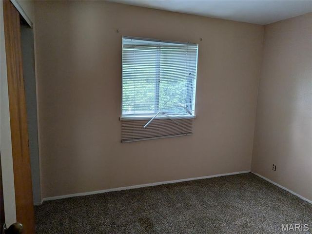 645 Shepley Drive, Unincorporated, MO 63137