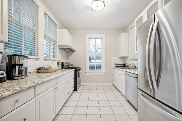 1607 Avenue L, Galveston, TX 77550