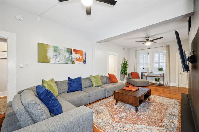 1607 Avenue L, Galveston, TX 77550