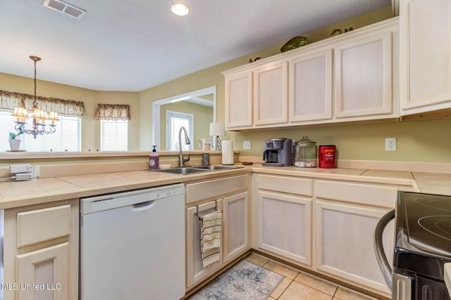 321 Woodcrest Drive, Long Beach, MS 39560