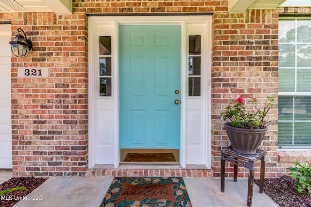 321 Woodcrest Drive, Long Beach, MS 39560