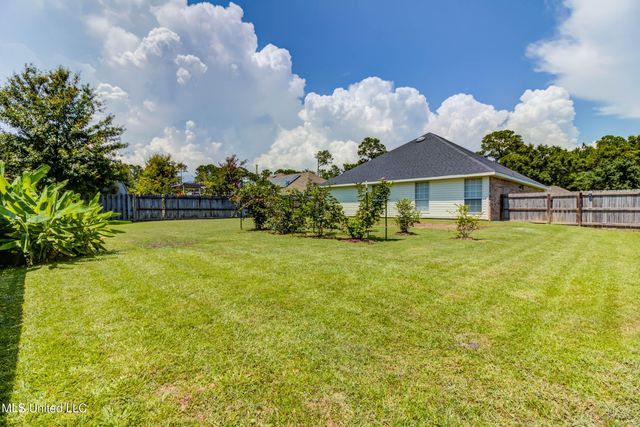 321 Woodcrest Drive, Long Beach, MS 39560