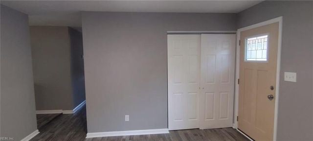 4 Sampson PL, Portsmouth, VA 23702