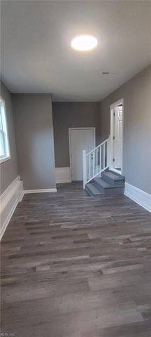 4 Sampson PL, Portsmouth, VA 23702