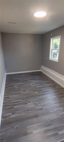 4 Sampson PL, Portsmouth, VA 23702
