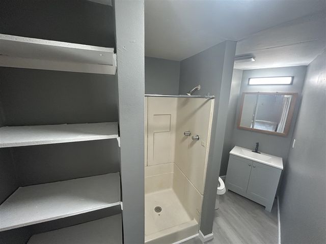 910 Monroe Street, Carleton, MI 48117