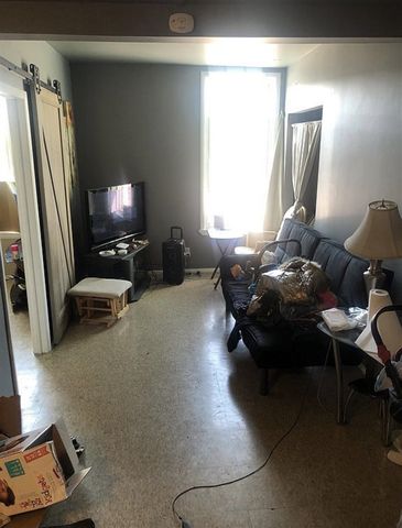 910 Monroe Street, Carleton, MI 48117