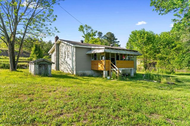 5636 Old Federal Road S, Chatsworth, GA 30705