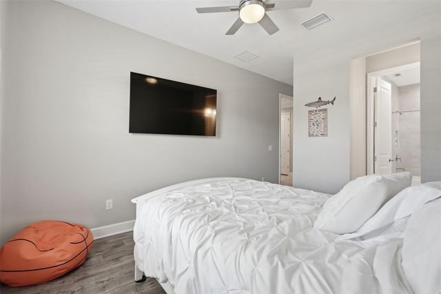 33805 CASTAWAY LOOP, Wesley Chapel, FL 33543