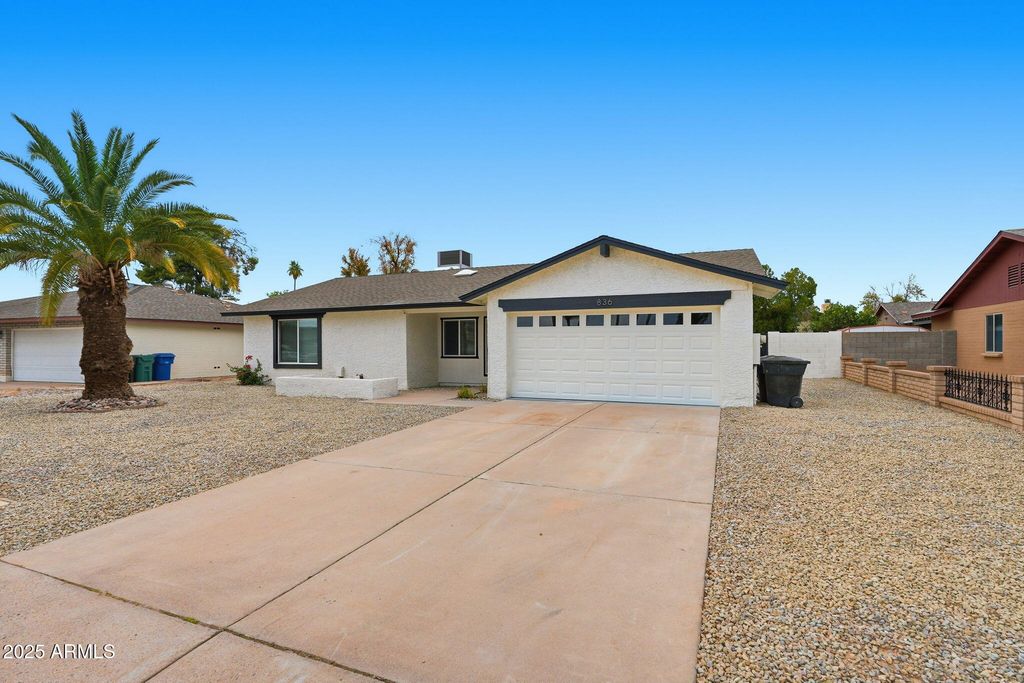 Image 1 of property listing at 836 W LAGUNA AZUL Avenue, Mesa, AZ 85210