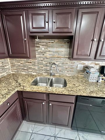 4158 Inverrary Drive 202, Lauderhill, FL 33319
