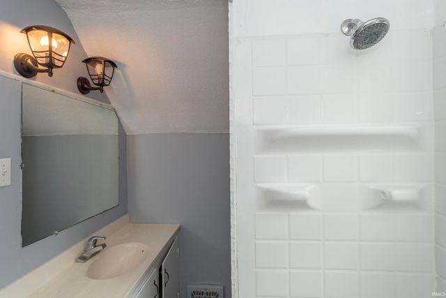 309 S Shore Drive, Elkhart, IN 46516