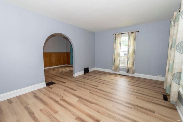 309 S Shore Drive, Elkhart, IN 46516