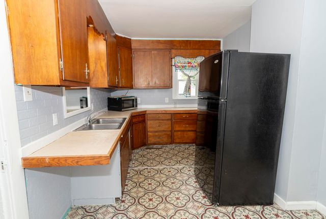 309 S Shore Drive, Elkhart, IN 46516