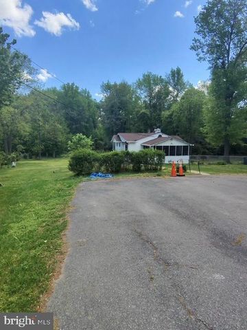 12601 LIVINGSTON RD, Fort Washington, MD 20744