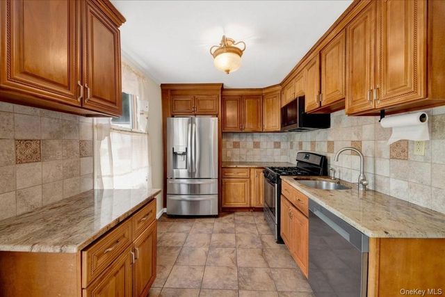 115 Young Avenue, Yonkers, NY 10710