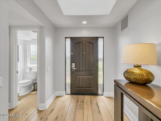 6000 E Camelback Road 7707, Scottsdale, AZ 85251