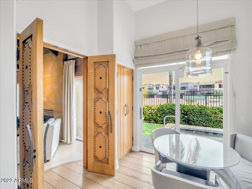 Image 13 of property listing at 6000 E Camelback Road 7707, Scottsdale, AZ 85251