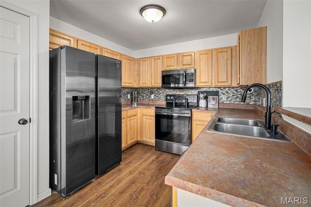 25 Rivers Bend Court, Moscow Mills, MO 63362