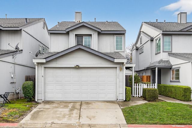 525 Samuel Way, Sacramento, CA 95838