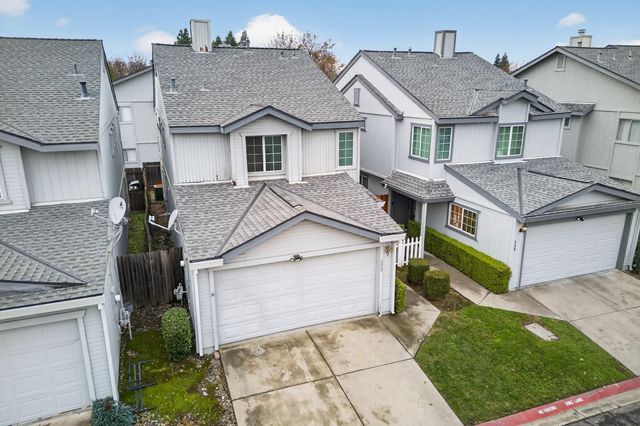 525 Samuel Way, Sacramento, CA 95838