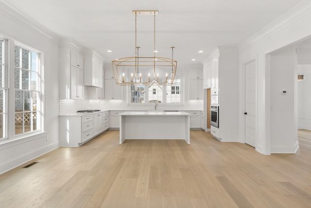 8025 Southvale Blvd, Franklin, TN 37064