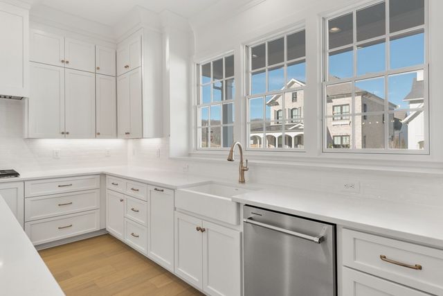 8025 Southvale Blvd, Franklin, TN 37064