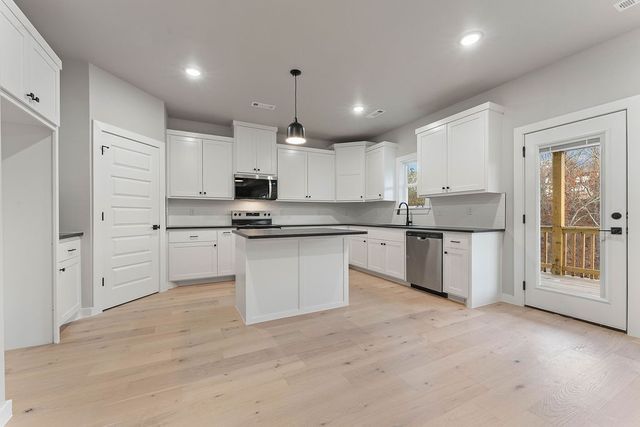 58 Dunkeld Drive, Bella Vista, AR 72715