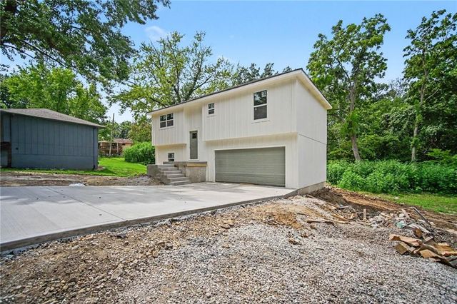 3008 N 48th Terrace, Kansas City, KS 66104