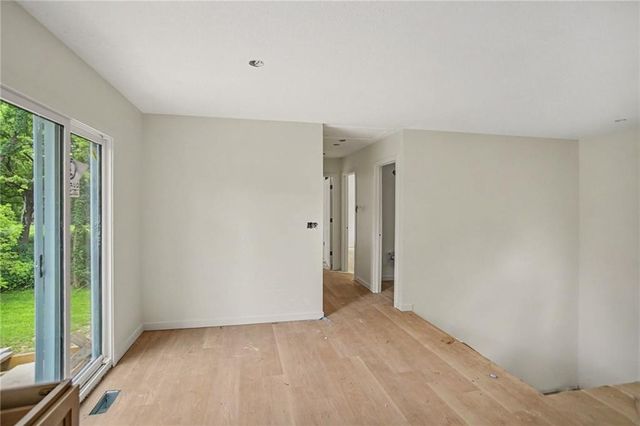 3008 N 48th Terrace, Kansas City, KS 66104
