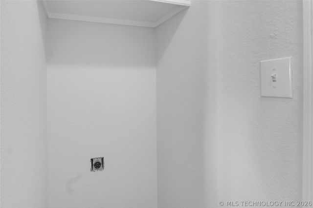 8653 E 160th Street S, Bixby, OK 74008