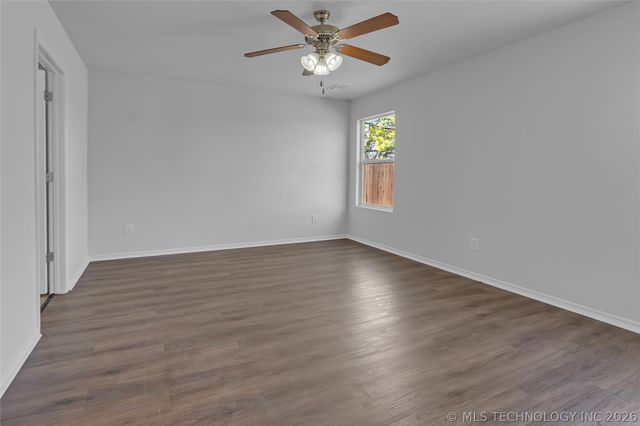 8653 E 160th Street S, Bixby, OK 74008