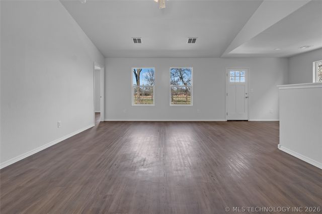 8653 E 160th Street S, Bixby, OK 74008