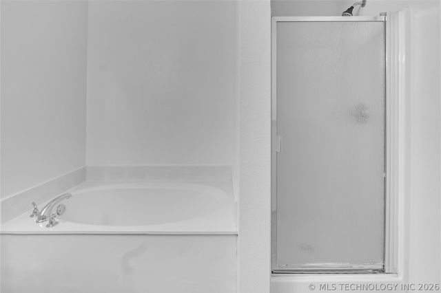 8653 E 160th Street S, Bixby, OK 74008