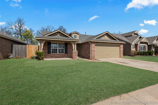 8653 E 160th Street S, Bixby, OK 74008