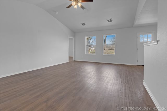 8653 E 160th Street S, Bixby, OK 74008