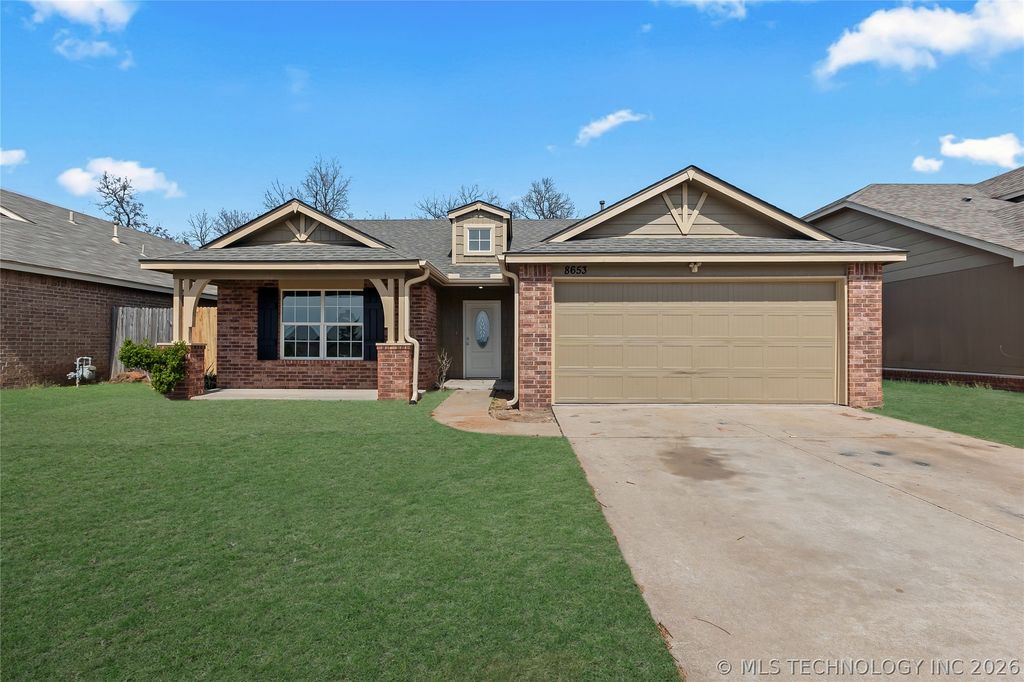 8653 E 160th Street S, Bixby, OK 74008