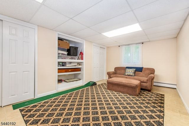 27 Dewey Dr, Ringwood Boro, NJ 07456
