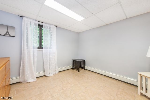 27 Dewey Dr, Ringwood Boro, NJ 07456