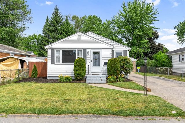 97 Victor Avenue, Johnston, RI 02919