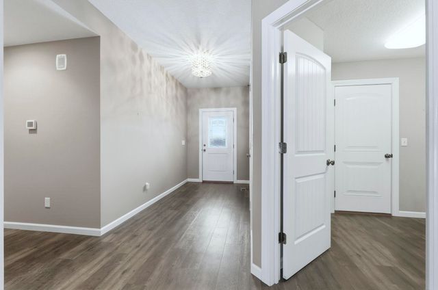 16205 Ballantyne Trail, Huntertown, IN 46748