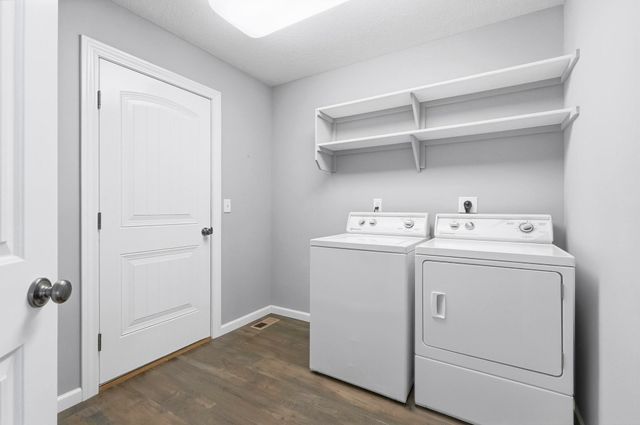 16205 Ballantyne Trail, Huntertown, IN 46748