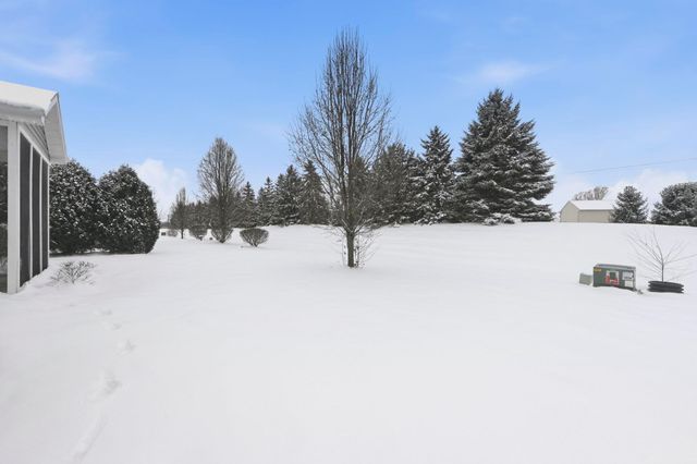 16205 Ballantyne Trail, Huntertown, IN 46748