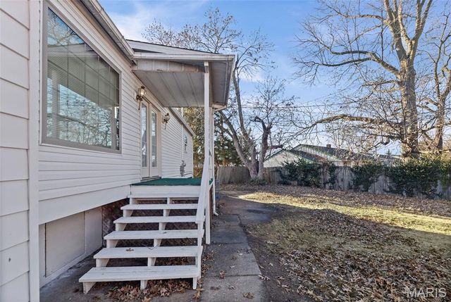 1101 Saint Patrick Boulevard, Cahokia, IL 62206