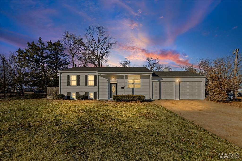 1101 Saint Patrick Boulevard, Cahokia, IL 62206