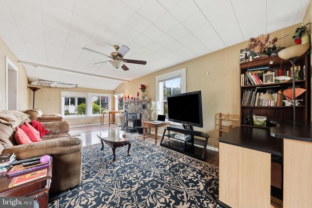 25327 HIGHFIELD RD, Cascade, MD 21719