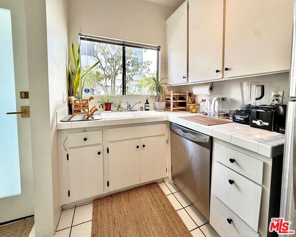 2500 Abbot Kinney Boulevard 6, Venice, CA 90291