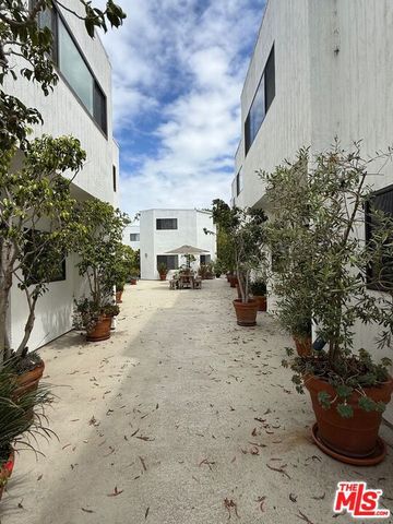 2500 Abbot Kinney Boulevard 6, Venice, CA 90291